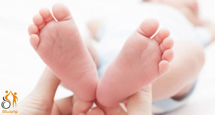 علائم نشان دهنده صافی کف پا در کودکان